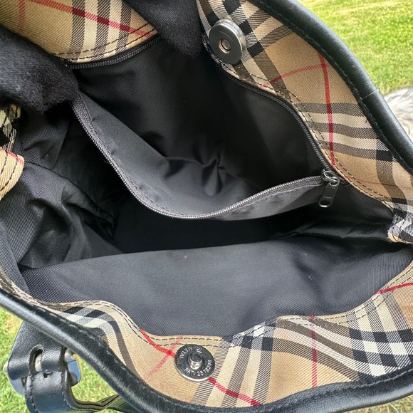 Burberrys of London Blue Label Bucket Bag Nova Check Black Nylon With COA - Picture 8 of 13